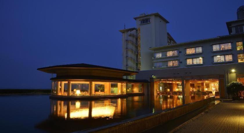 Kaike Grand Hotel Tensui Yonago Exterior photo